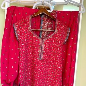 Pink Punjabi salwar kameez